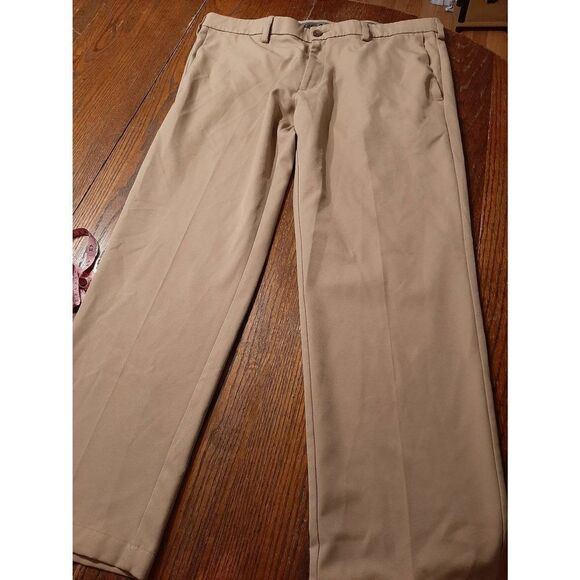 40x30 Haggar In Motion Khaki Tan Active Pants Flat Front Pleated Leg High Waist - Picture 1 of 3